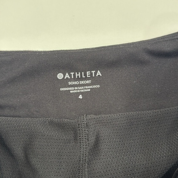 Athleta SoHo Skort Black Athletic Skirt with Shorts Size 4 - Picture 7 of 13